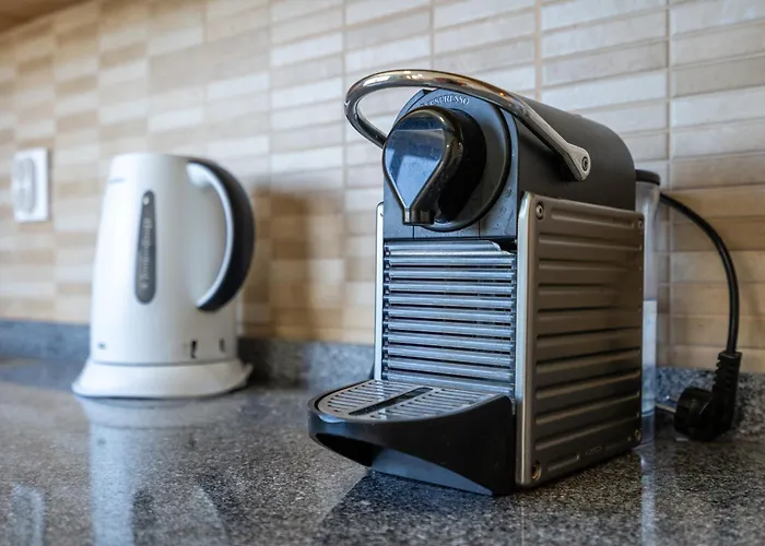 Karol Vaz 4 * Portimão